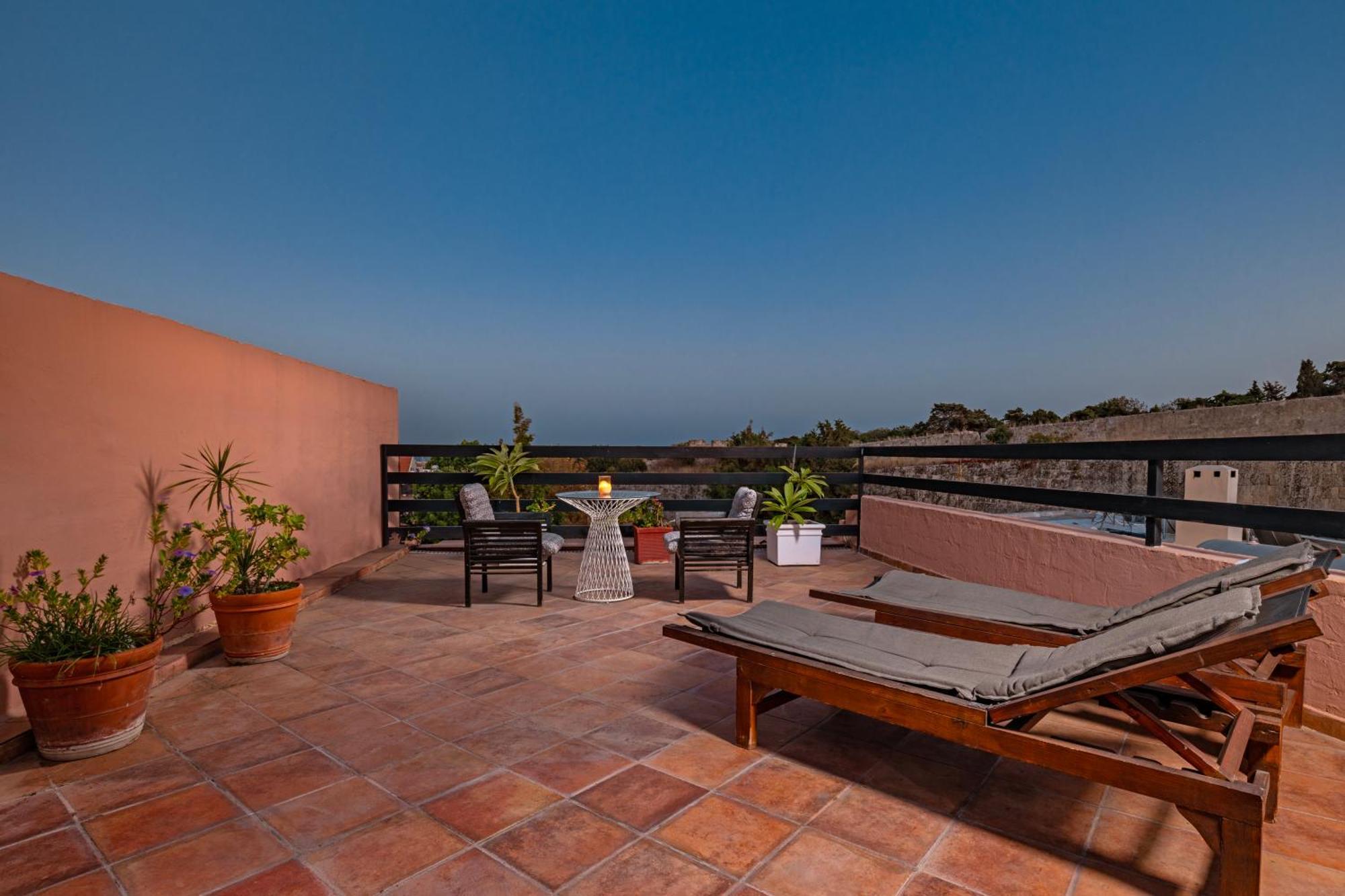 Saint Michel Boutique Hotel Rhodes City Exterior foto
